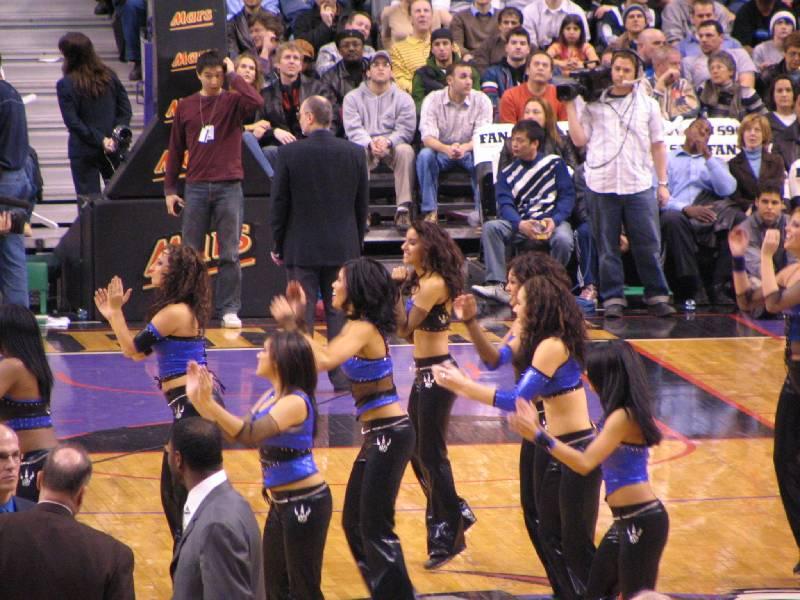 Raptors - 02.04.2005 282.jpg